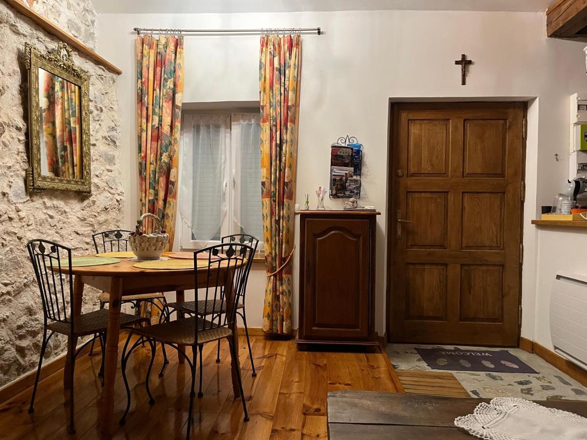 Basia, Lourdes - Centre , Quartier Historique Sanctuaires A 7 Min A Pied Exterior photo